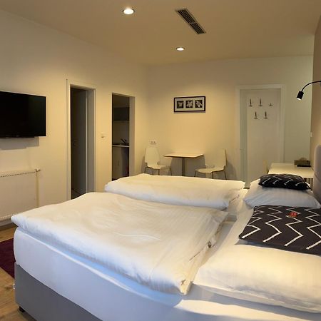 Rozmaryn Rooms & Apartments Rakovnik Luaran gambar