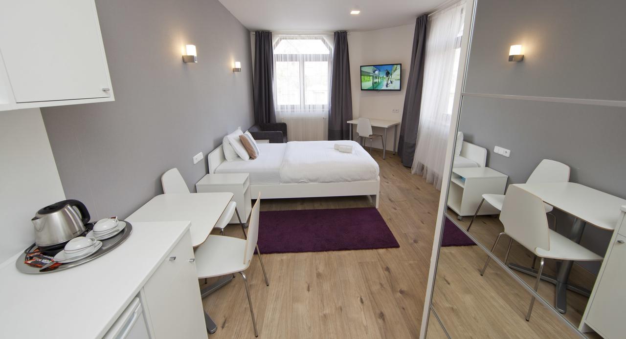 Rozmaryn Rooms & Apartments Rakovnik Luaran gambar
