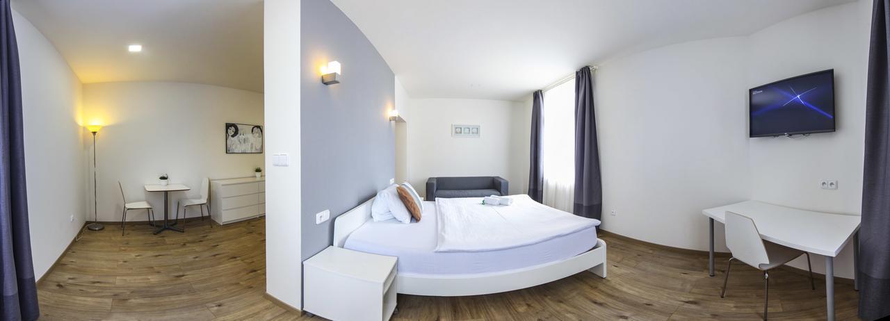Rozmaryn Rooms & Apartments Rakovnik Luaran gambar